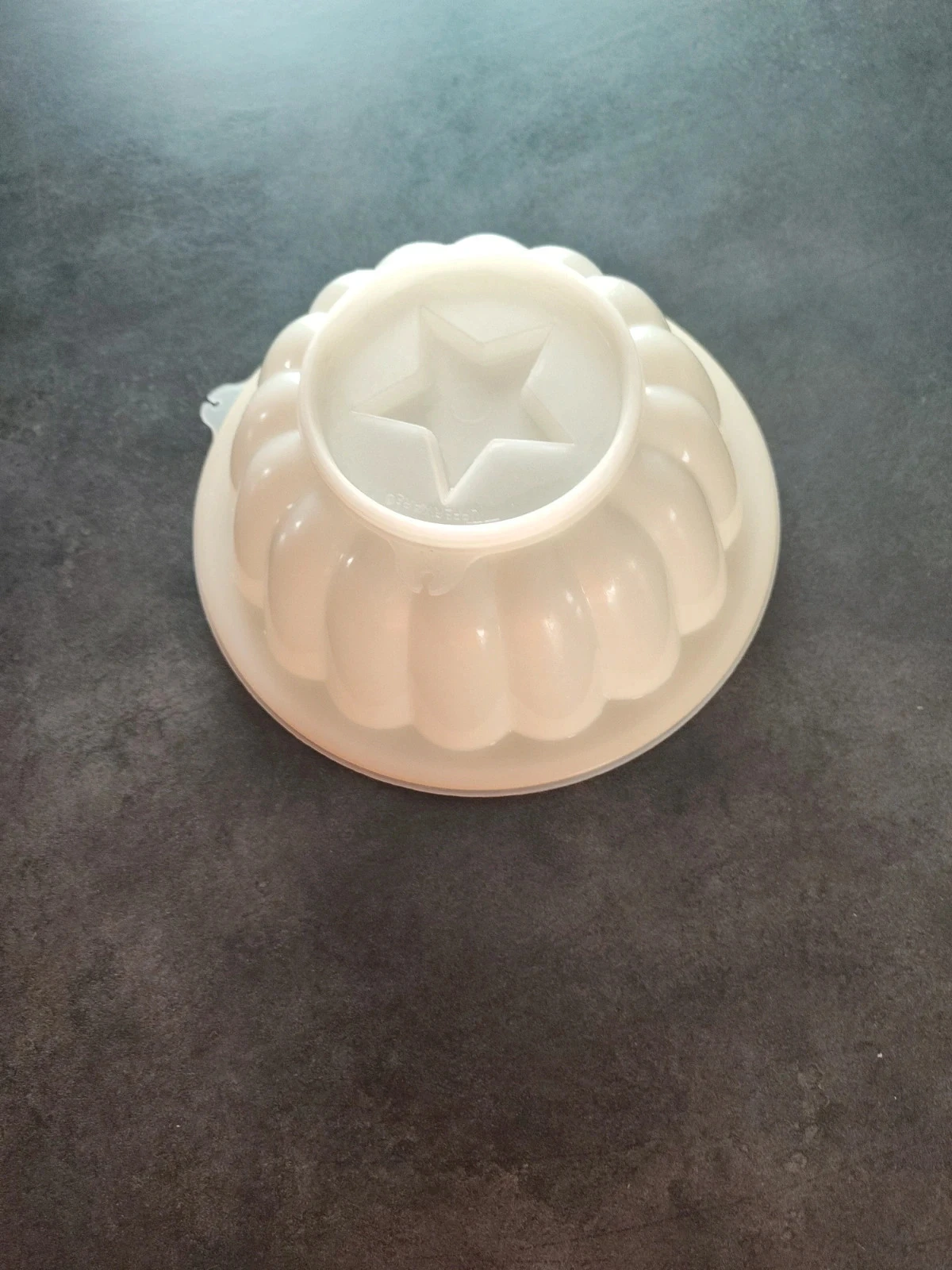 Moule à charlotte tupperware